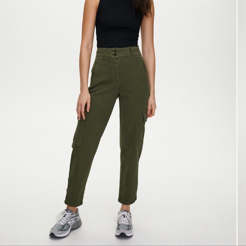 Aritzia Modern Cargo in GD FATIGUE